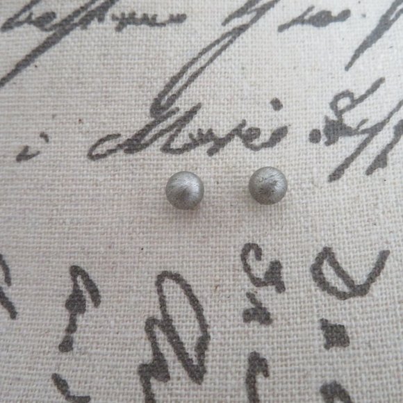 Vintage Sterling Silver Textured Stud Earrings, EUC - Picture 5 of 6